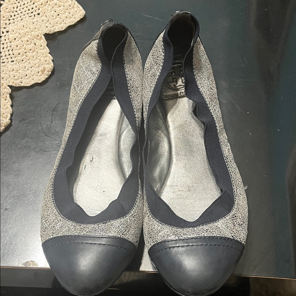 Tory Burch Stylish Gray and navy Women's Flats